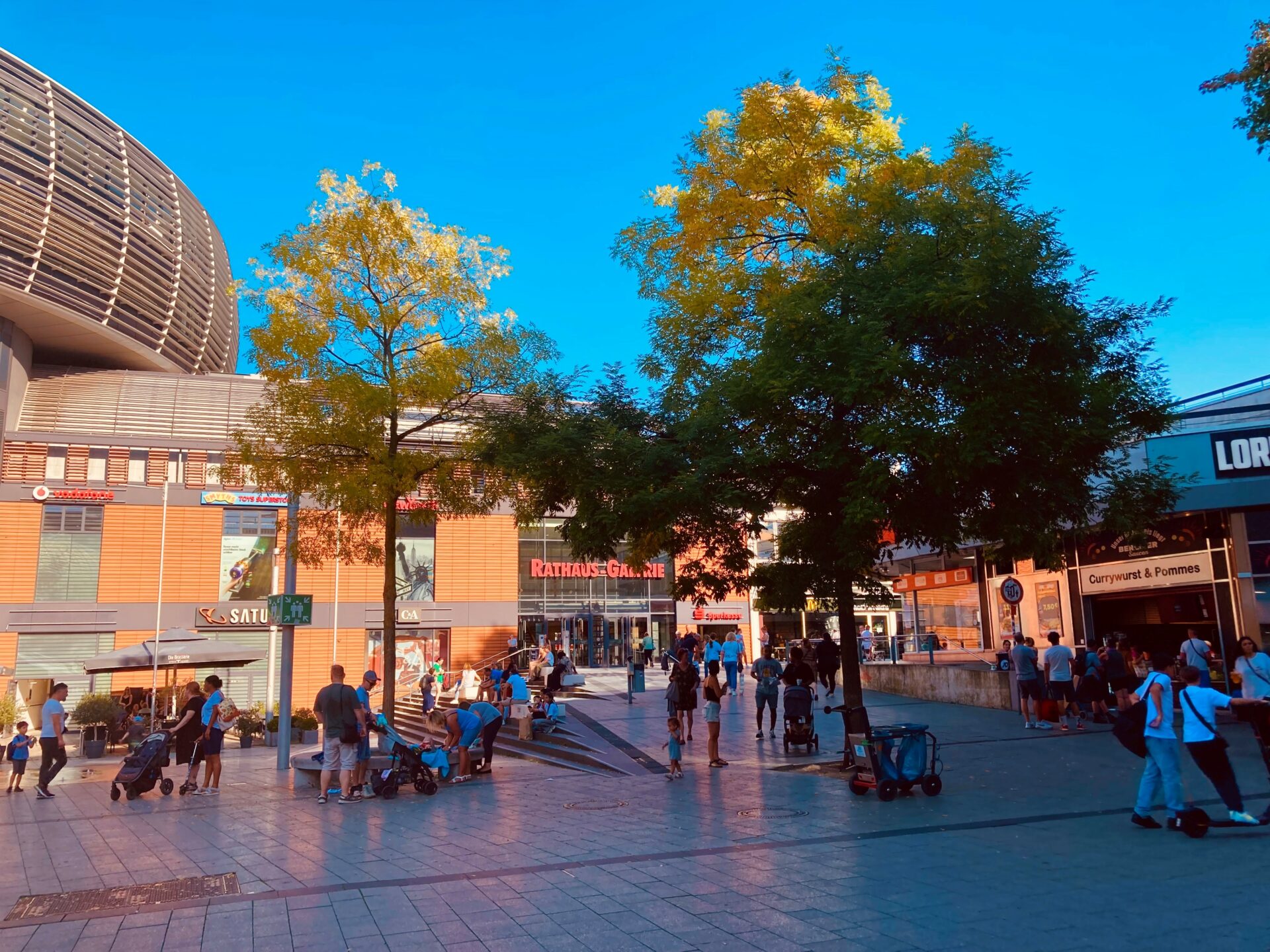 Sommerferien Aktionen. Rathaus‐Galerie Leverkusen.